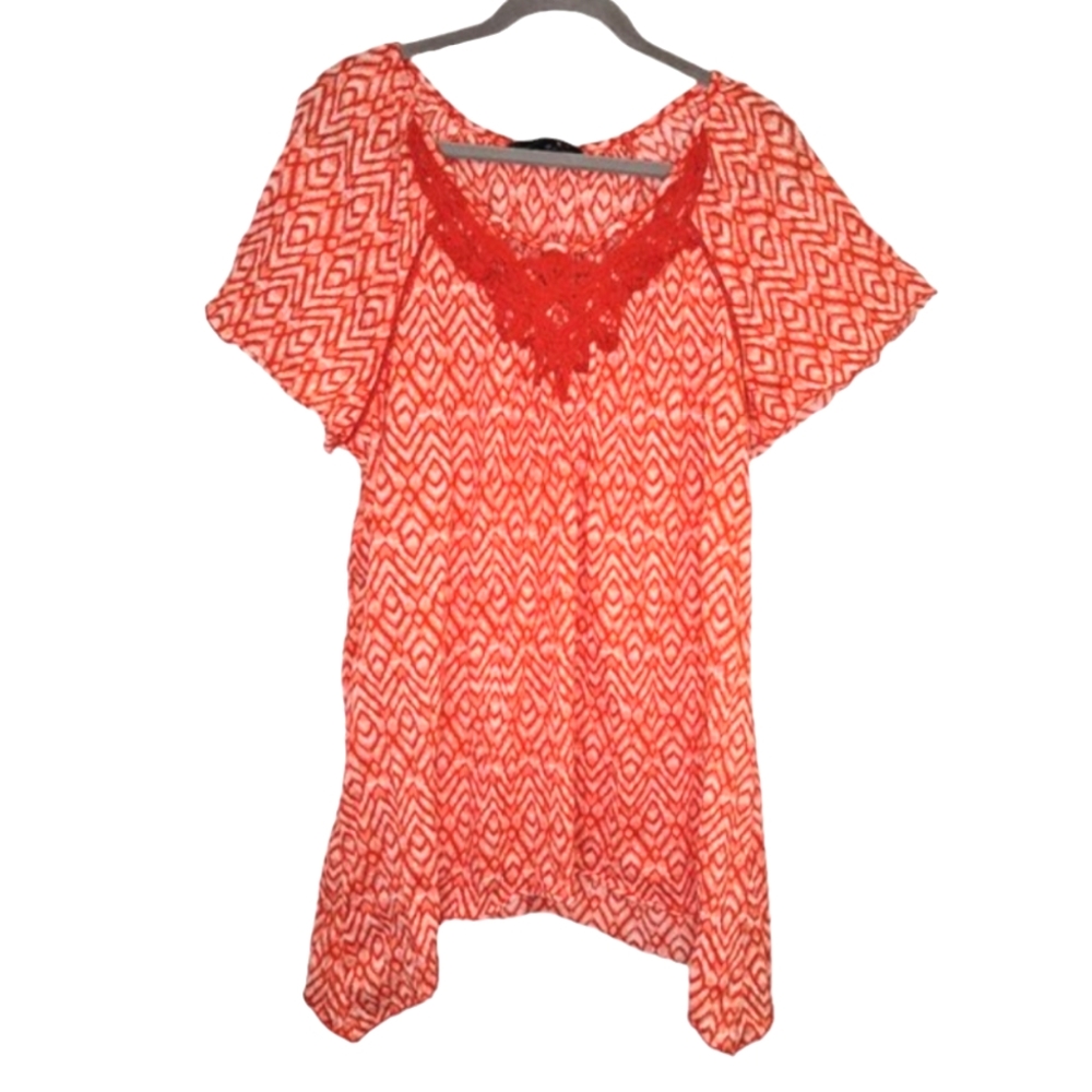 French Laundry Red Patterned Crochet Sharkbite Top Plus Size 3X